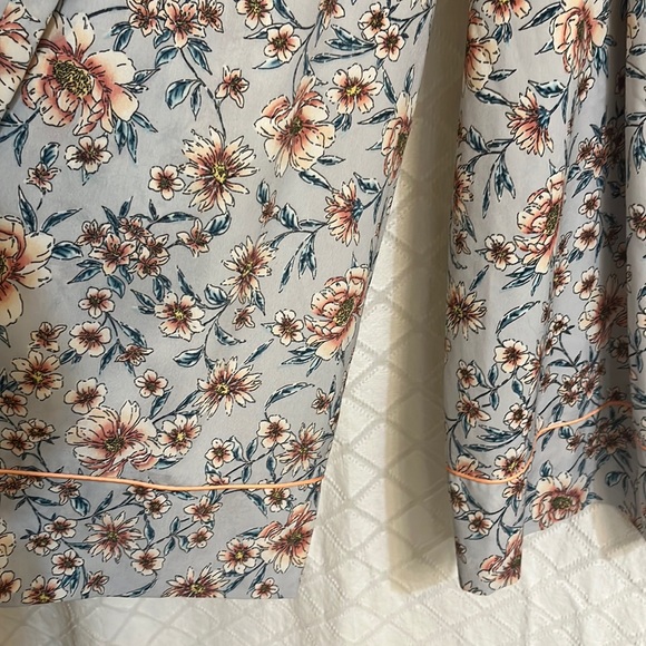 Jumpsuit - Picture 2 of 3